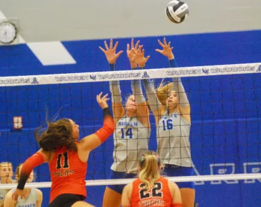 Warren outlasts Marietta in five-set thriller